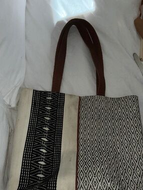 Mercado Global ivory black ethnic print leather handles tote bag